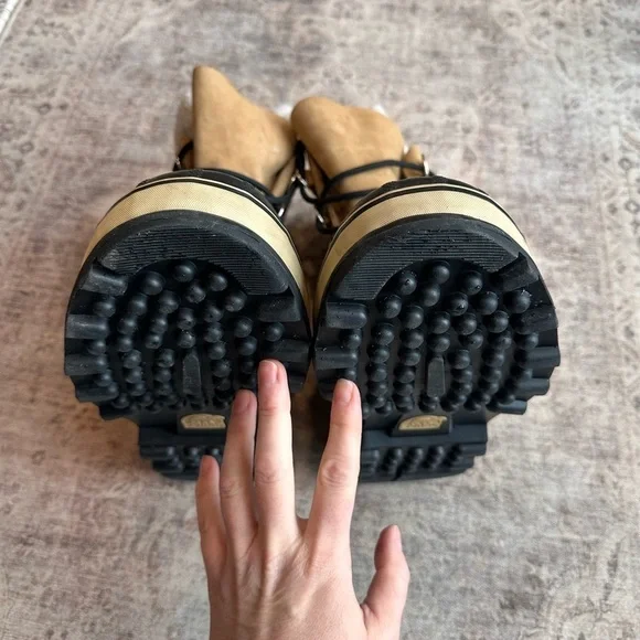 Sorel Men's Caribou Snow Boot I Size: 11 - Picture 13 of 13